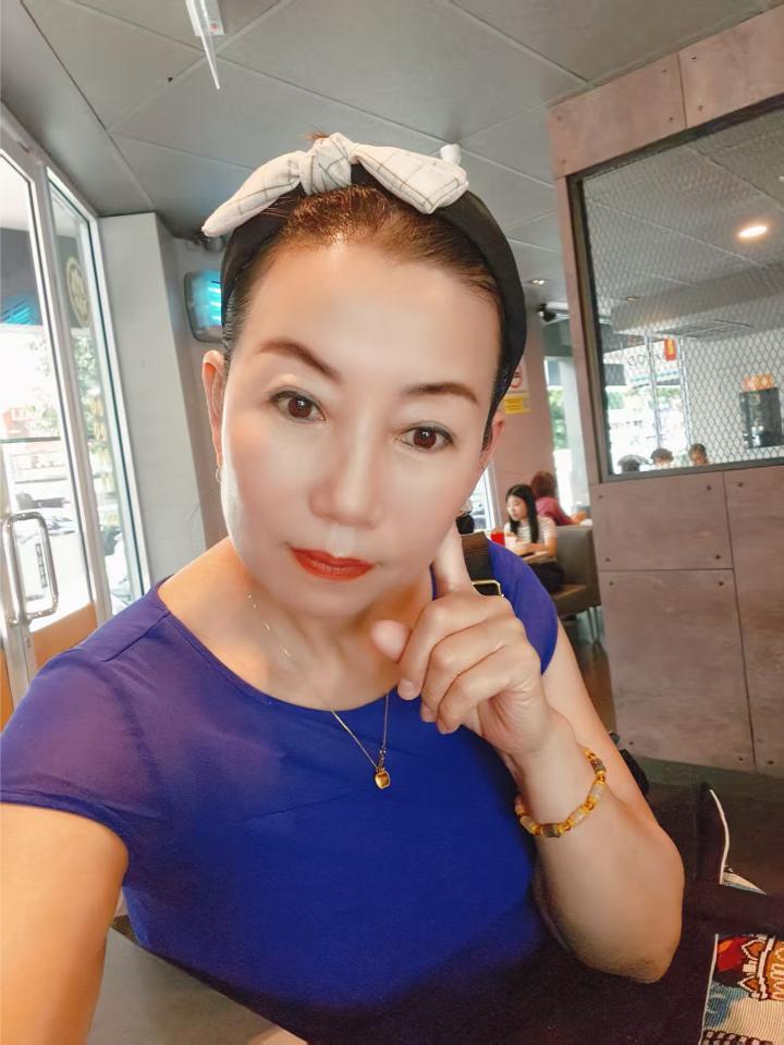 大城堡酒店式Apple (1).jpg