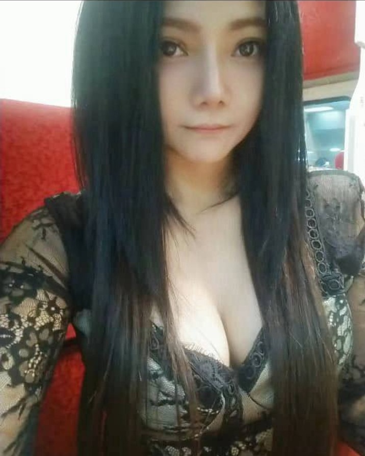 USJ SunThai店长003.jpg