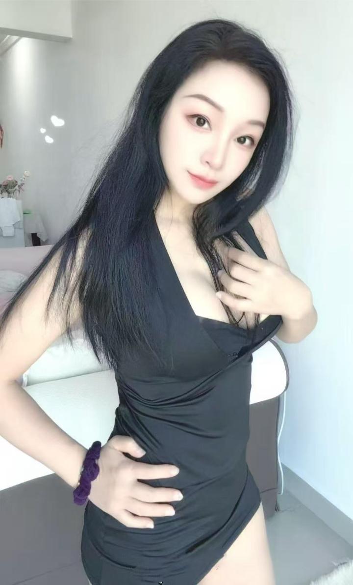 OUG百花琪琪 (3).jpg